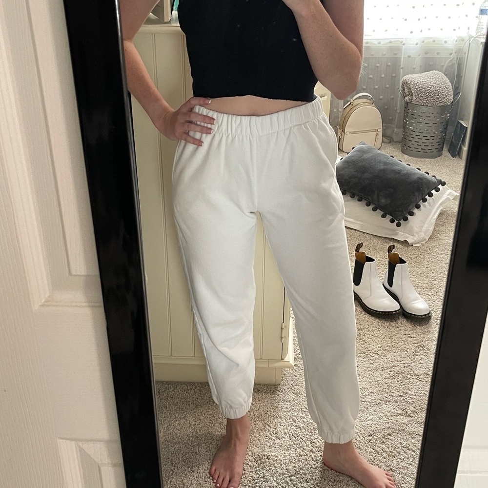 White Brandy Melville Rosa Sweatpants